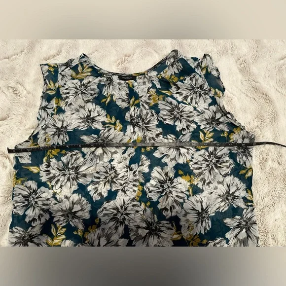 Ann Taylor Floral Ruffle Sleeve Blouse - Picture 6 of 7